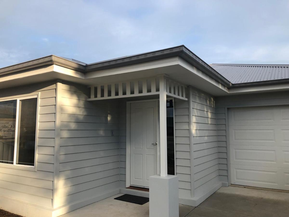 Milawa Vineyard Views - Guesthouse 2 Exterior photo
